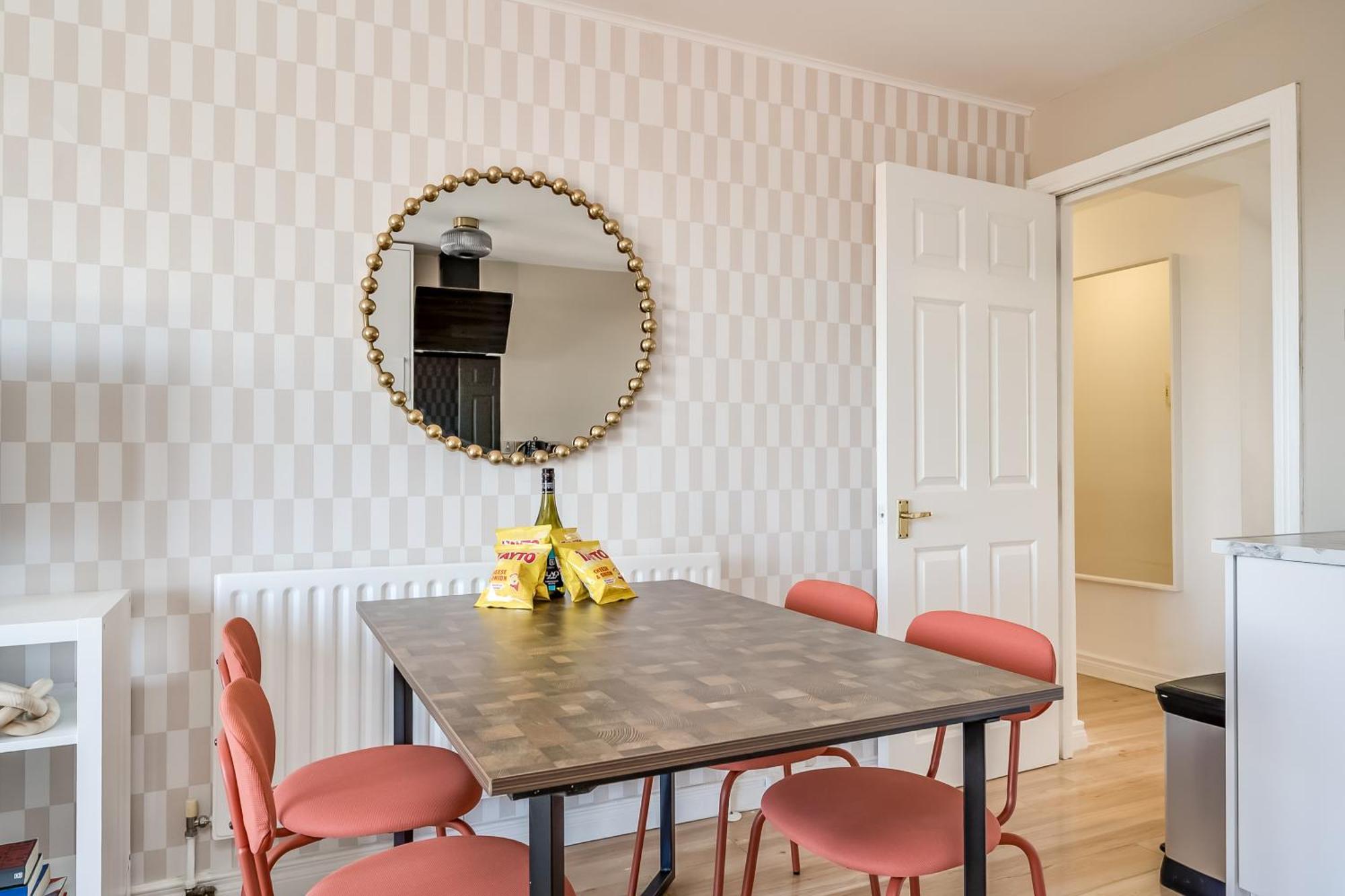 Central Belfast Apartments Queen'S Hideaway المظهر الخارجي الصورة